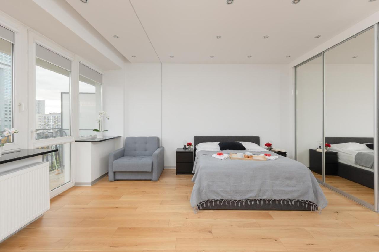 Apartments The View By Noclegi Renters ワルシャワ エクステリア 写真